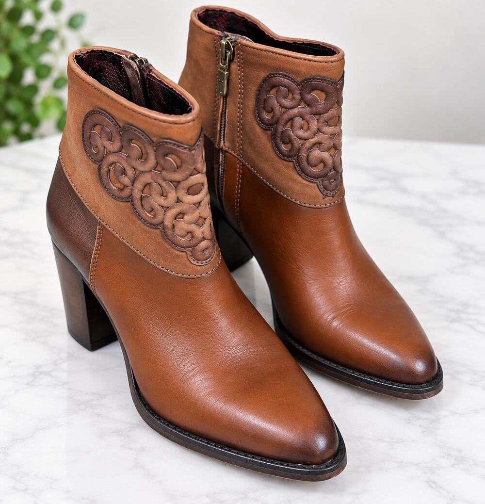 Cuadra CU207 Natura Miel Leather Embroidered Ankle Boots Women’s Size 8